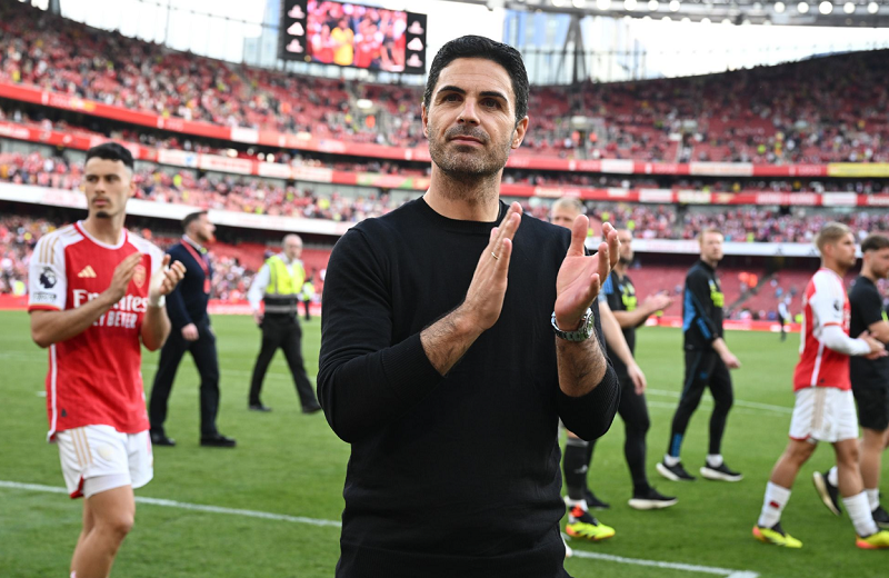 Steven Gerrard đánh giá cao quyết định ‘thả lỏng’ Nwaneri của Arteta